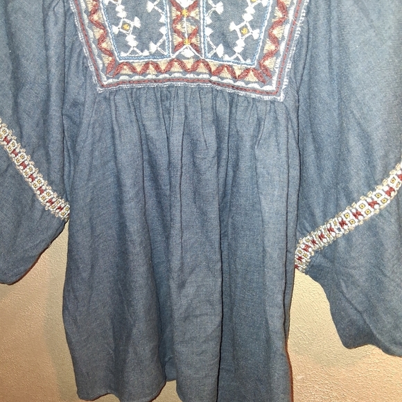 Max Studio Embroidered Boho Pesant Puff Sleeved Festival Blouse Cotton Blend S - Picture 4 of 8